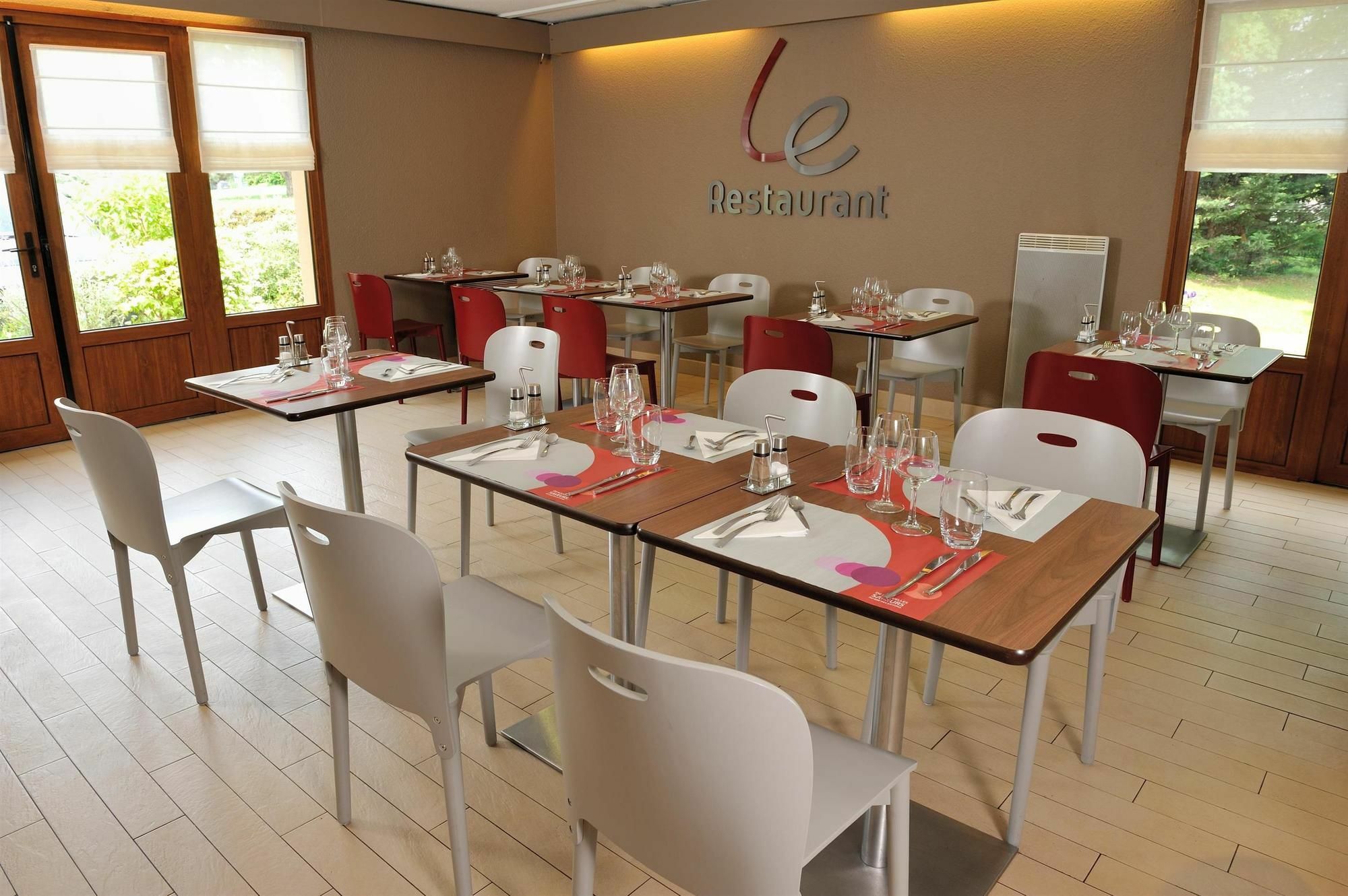 Kyriad Direct Nancy Est - Essey Exteriör bild